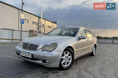 Универсал Mercedes-Benz C-Class 2003 в Мукачево