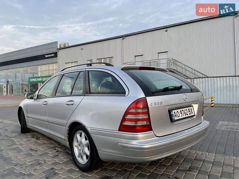 Универсал Mercedes-Benz C-Class 2003 в Мукачево