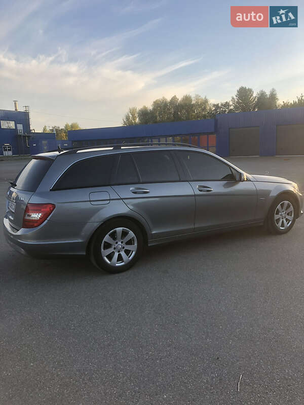 Универсал Mercedes-Benz C-Class 2012 в Хмельницком
