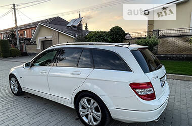 Универсал Mercedes-Benz C-Class 2009 в Белой Церкви