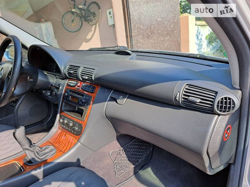 Универсал Mercedes-Benz C-Class 2003 в Вознесенске