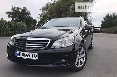 Mercedes-Benz C-Class 2010 Mercedes-Benz C-Class 2010