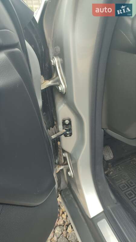 Седан Mercedes-Benz C-Class 2004 в Бершади фото 12 Седан Mercedes-Benz C-Class 2004 в Бершади