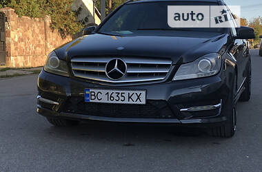 Універсал Mercedes-Benz C-Class 2011 в Львові