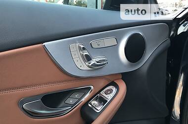 Купе Mercedes-Benz C-Class 2019 в 