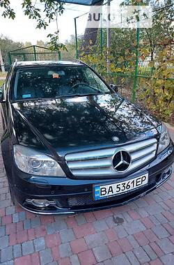 Універсал Mercedes-Benz C-Class 2009 в П'ятихатках