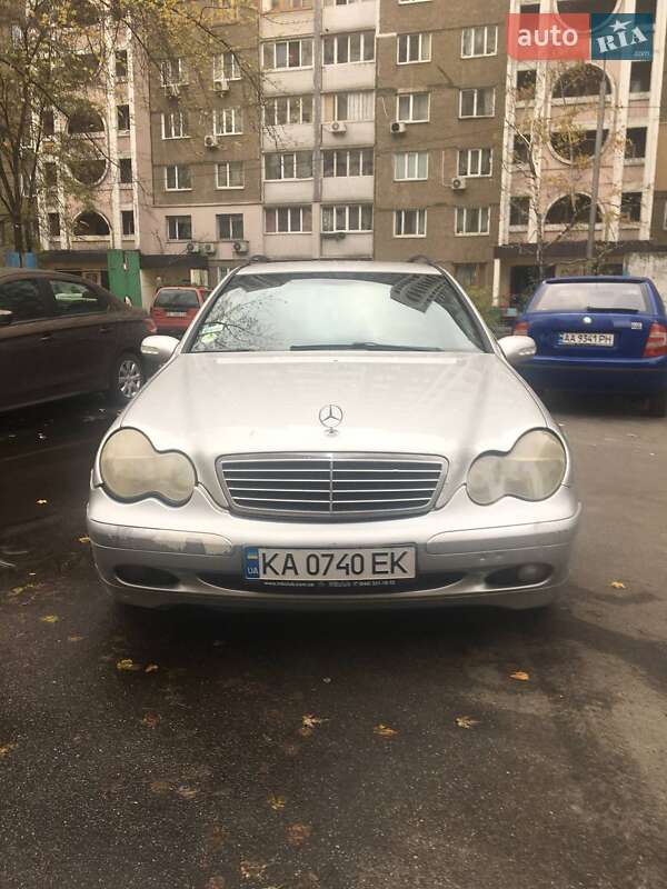 Универсал Mercedes-Benz C-Class 2002 в Киеве