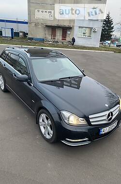 Mercedes-Benz C-Class 2011