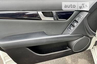 Седан Mercedes-Benz C-Class 2011 в 