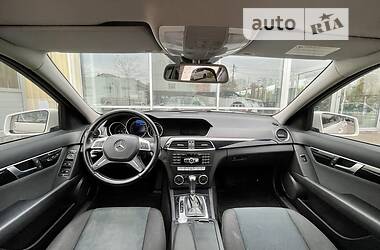 Седан Mercedes-Benz C-Class 2011 в 