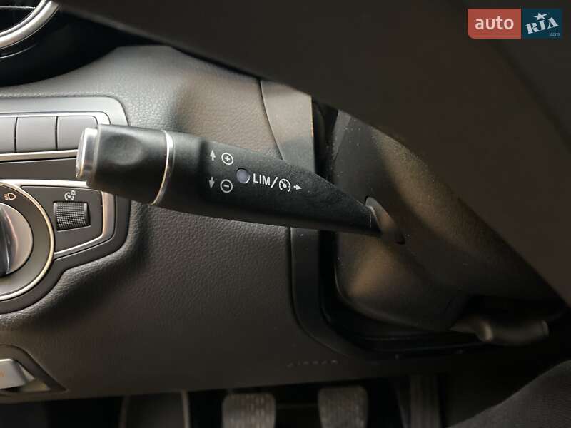 Седан Mercedes-Benz C-Class 2017 в Иршаве фото 49 Седан Mercedes-Benz C-Class 2017 в Иршаве