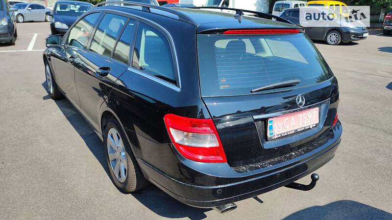 Универсал Mercedes-Benz C-Class 2010 в Ровно