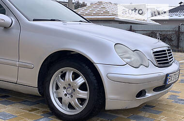 Седан Mercedes-Benz C-Class 2000 в 