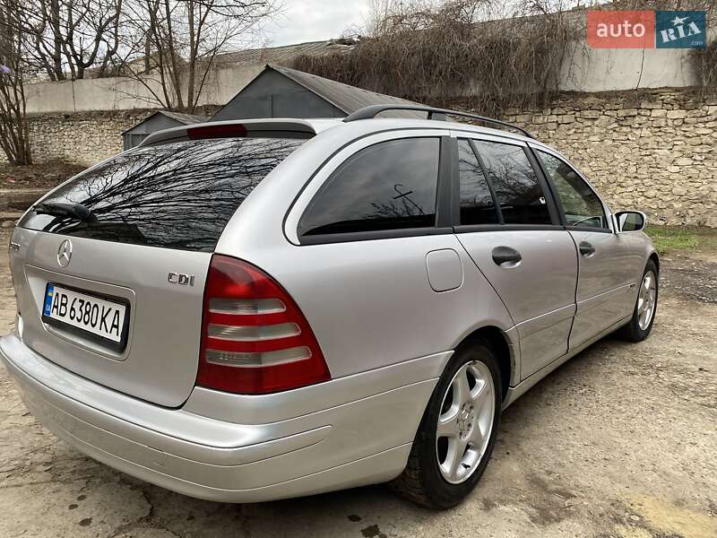 Универсал Mercedes-Benz C-Class 2002 в Могилев-Подольске