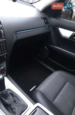 Универсал Mercedes-Benz C-Class 2008 в 