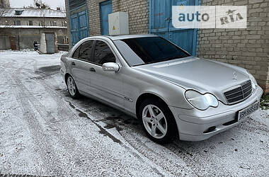 Седан Mercedes-Benz C-Class 2002 в Сумах