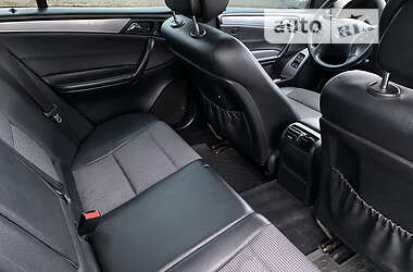 Универсал Mercedes-Benz C-Class 2006 в 