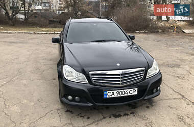 Mercedes-Benz C-Class 2011