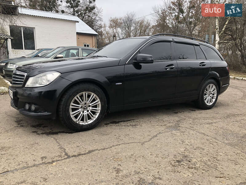 Универсал Mercedes-Benz C-Class 2011 в Тальном фото 2 Универсал Mercedes-Benz C-Class 2011 в Тальном