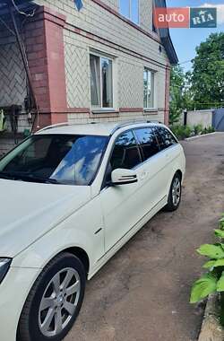 Седан Mercedes-Benz C-Class 2012 в Киеве