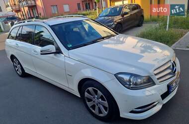 Седан Mercedes-Benz C-Class 2012 в Киеве