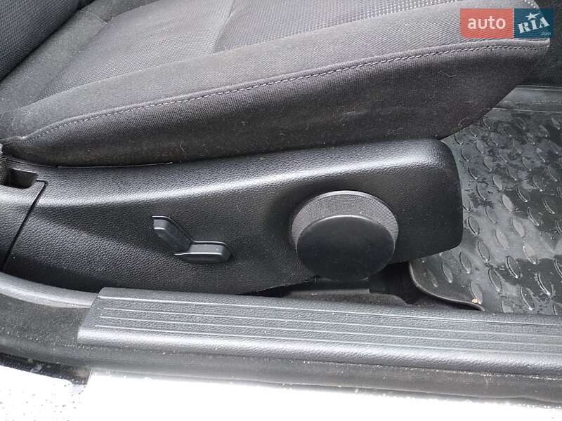Універсал Mercedes-Benz C-Class 2010 в Царичанці