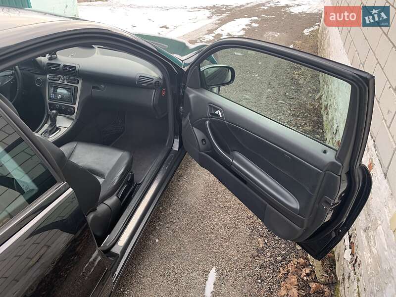 Купе Mercedes-Benz C-Class 2002 в Нежине фото 6 Купе Mercedes-Benz C-Class 2002 в Нежине