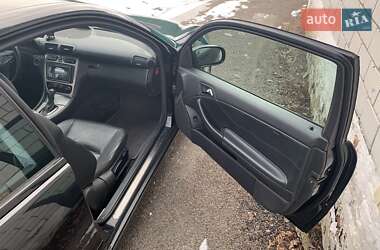 Купе Mercedes-Benz C-Class 2002 в 