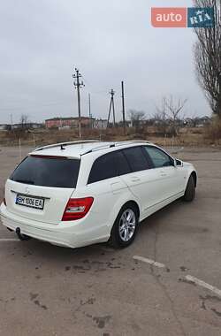 Седан Mercedes-Benz C-Class 2012 в Киеве