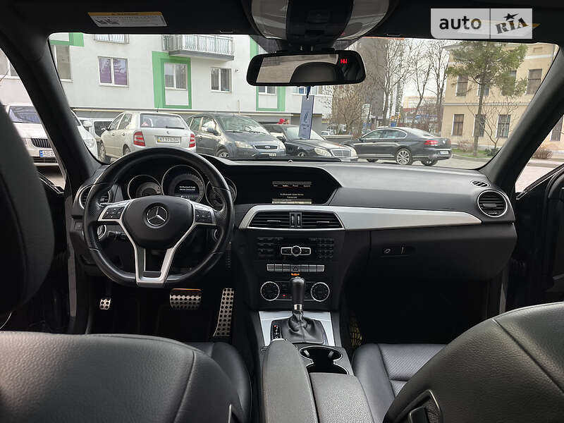 Седан Mercedes-Benz C-Class 2014 в Ивано-Франковске