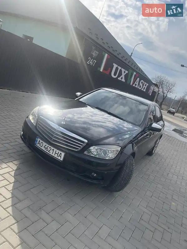 Mercedes-Benz C-Class