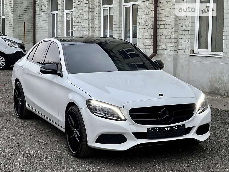 Седан Mercedes-Benz C-Class 2017 в Києві