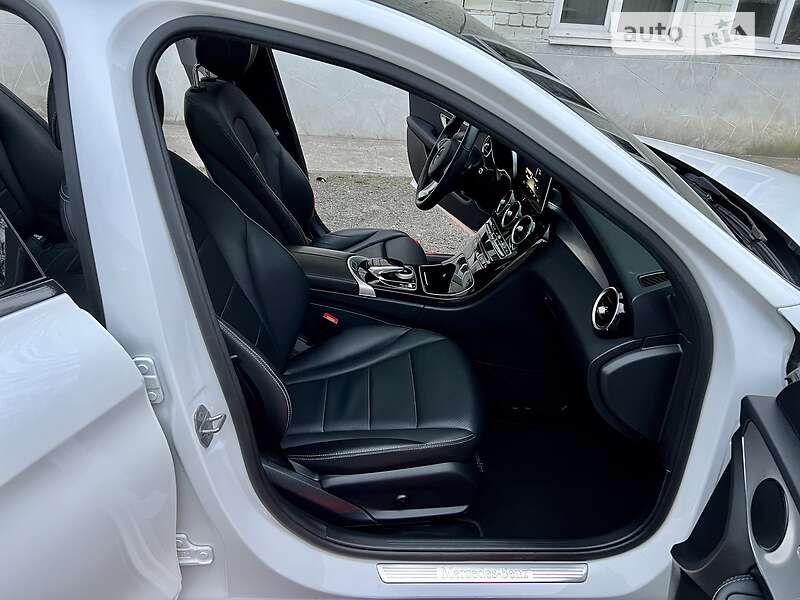 Седан Mercedes-Benz C-Class 2017 в Києві