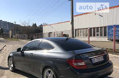 Купе Mercedes-Benz C-Class 2012 в Львове