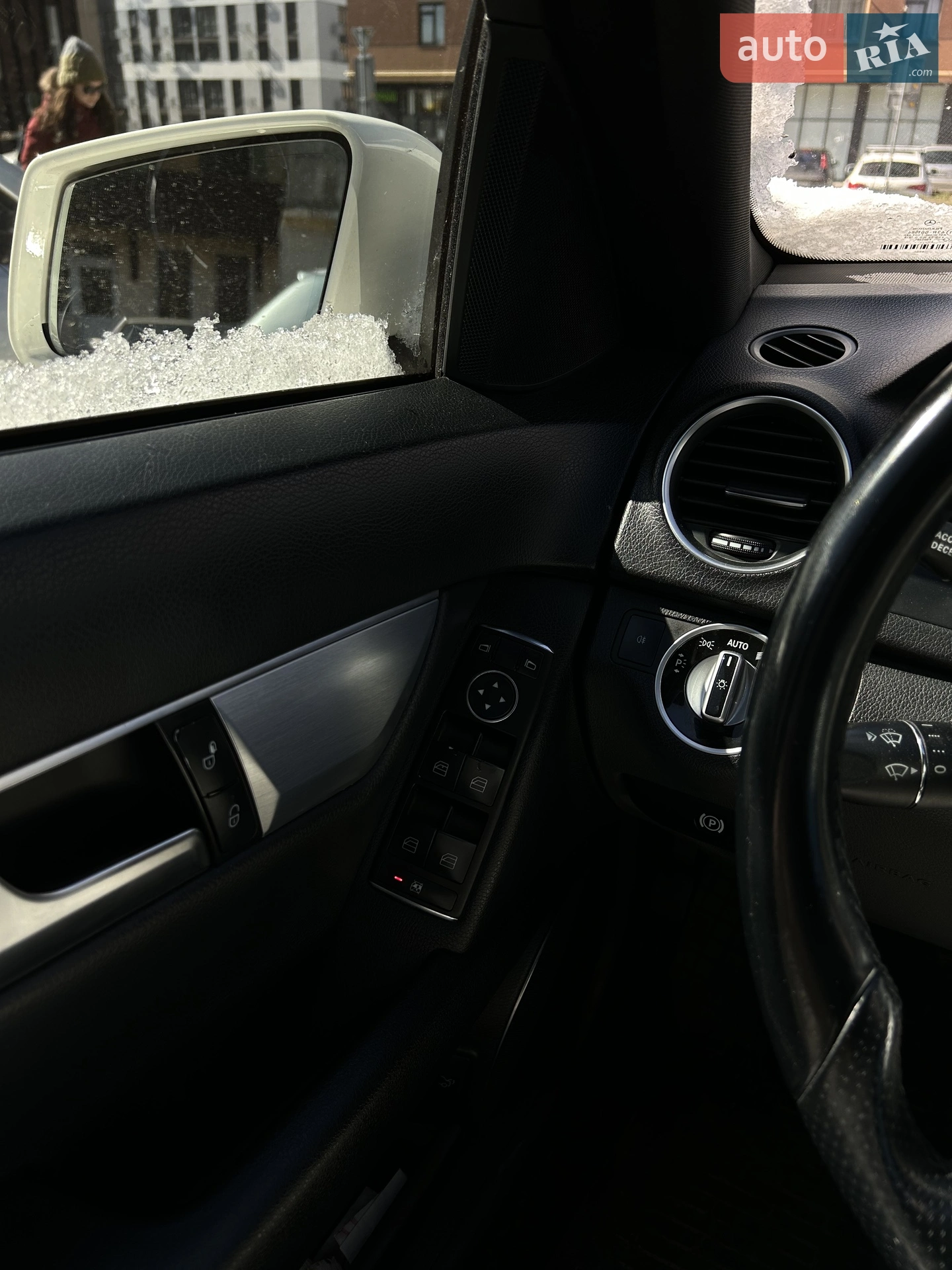 2011 Mercedes-Benz C-klasse - мініатюра 19