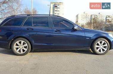 Універсал Mercedes-Benz C-Class 2011 в Запоріжжі