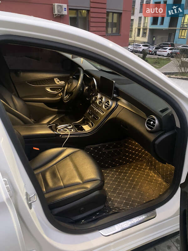 Седан Mercedes-Benz C-Class 2016 в Львове фото 11 Седан Mercedes-Benz C-Class 2016 в Львове