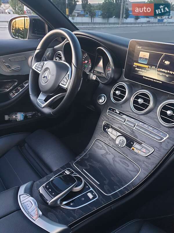 Кабриолет Mercedes-Benz C-Class 2018 в Киеве фото 9 Кабриолет Mercedes-Benz C-Class 2018 в Киеве