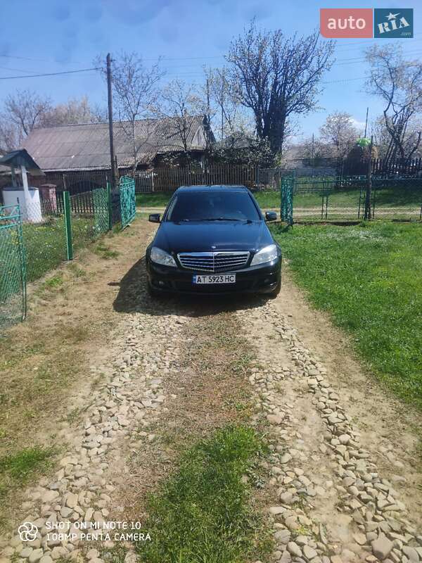 Седан Mercedes-Benz C-Class 2010 в Рожнятове
