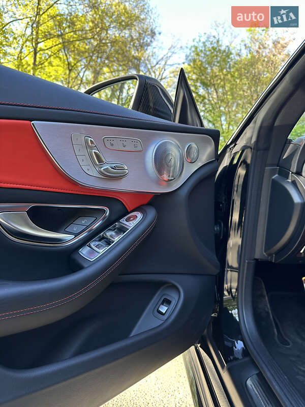 Кабриолет Mercedes-Benz C-Class 2019 в Киеве