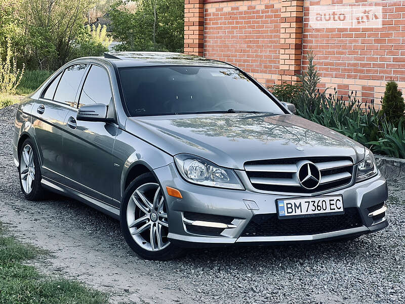 Седан Mercedes-Benz C-Class 2012 в Полтаве
