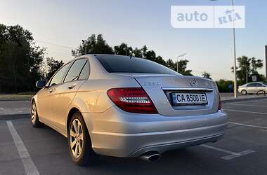 Седан Mercedes-Benz C-Class 2012 в 
