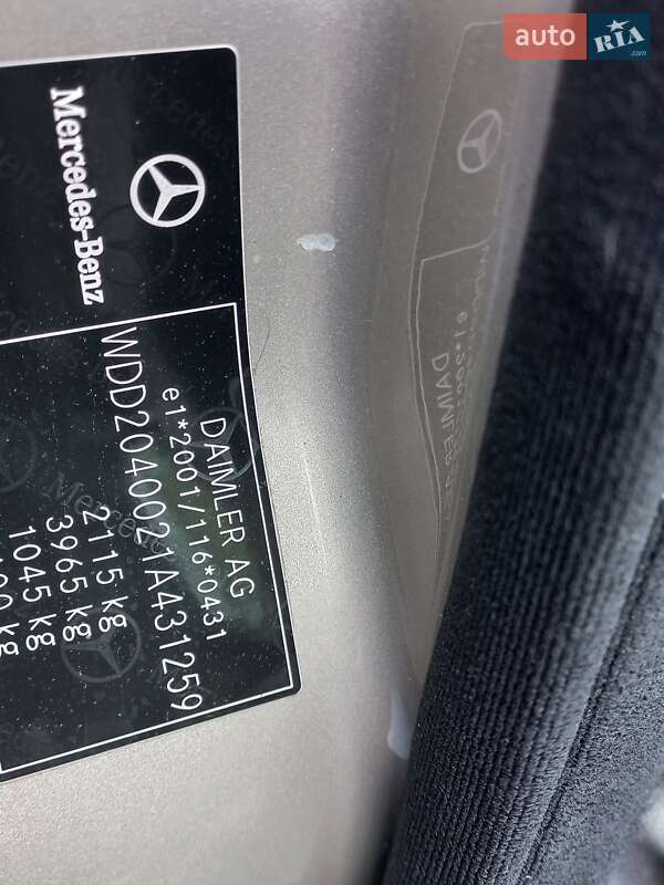 Седан Mercedes-Benz C-Class 2010 в Дніпрі