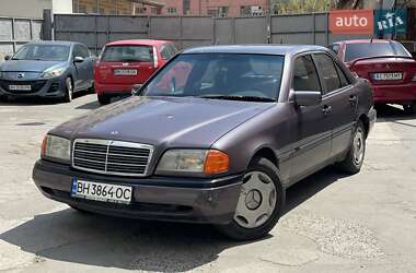 Седан Mercedes-Benz C-Class 1994 в Одессе