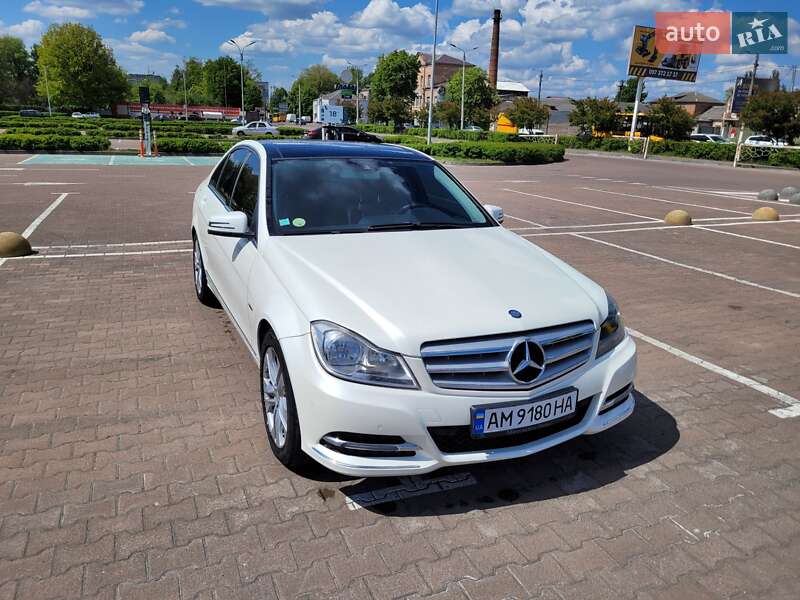 Mercedes-Benz C-Class 2012