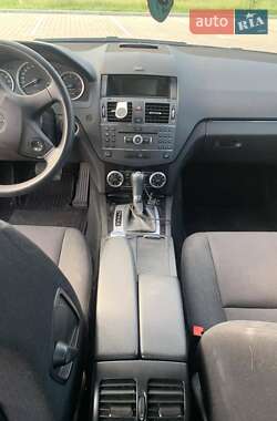 Универсал Mercedes-Benz C-Class 2010 в 