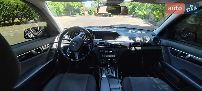 Седан Mercedes-Benz C-Class 2011 в Одесі