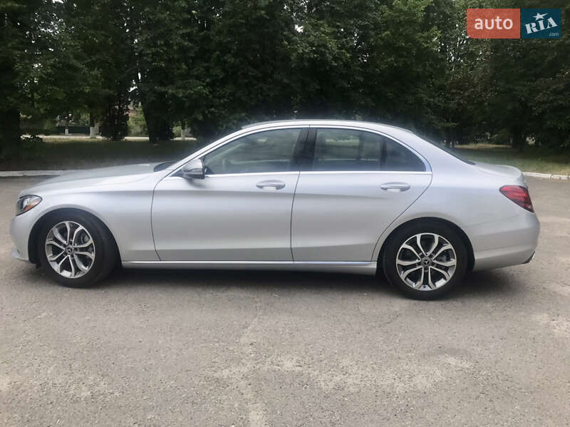 Седан Mercedes-Benz C-Class 2017 в Києві