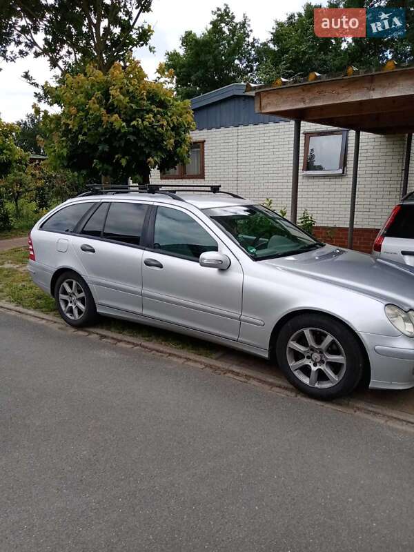 Универсал Mercedes-Benz C-Class 2006 в Иршаве