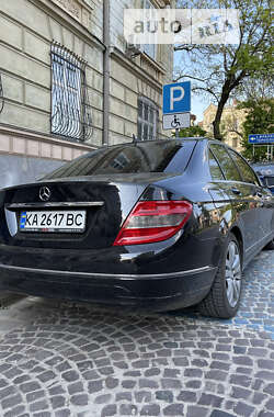 Седан Mercedes-Benz C-Class 2009 в Киеве